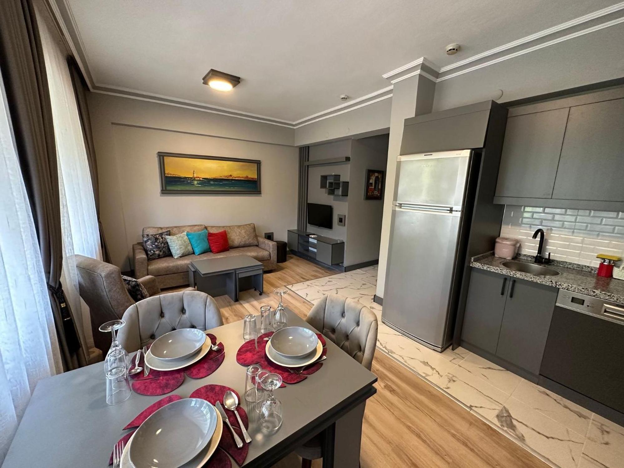 The U Homes Apart Antalya Bagian luar foto